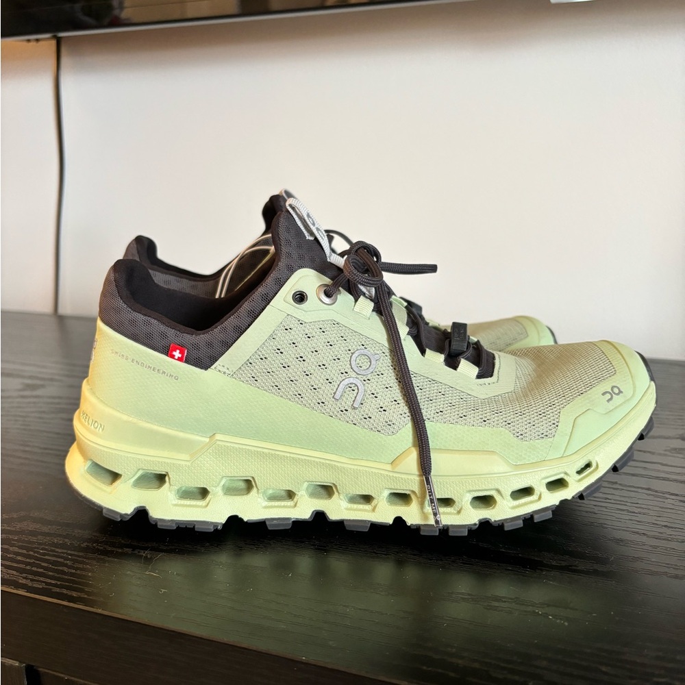 Women’s On Cloud Green Running Shoes